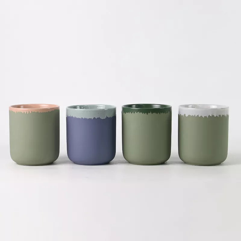 Keramische kaarsenhouder met natuurlijke kleurafwerking
