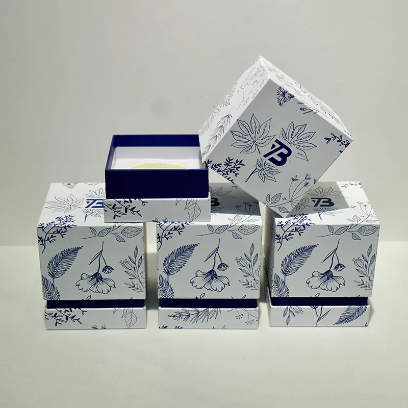 Aangepaste parfum handgemaakte geschenkdoos