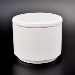 Traditionele keramische kandelaar